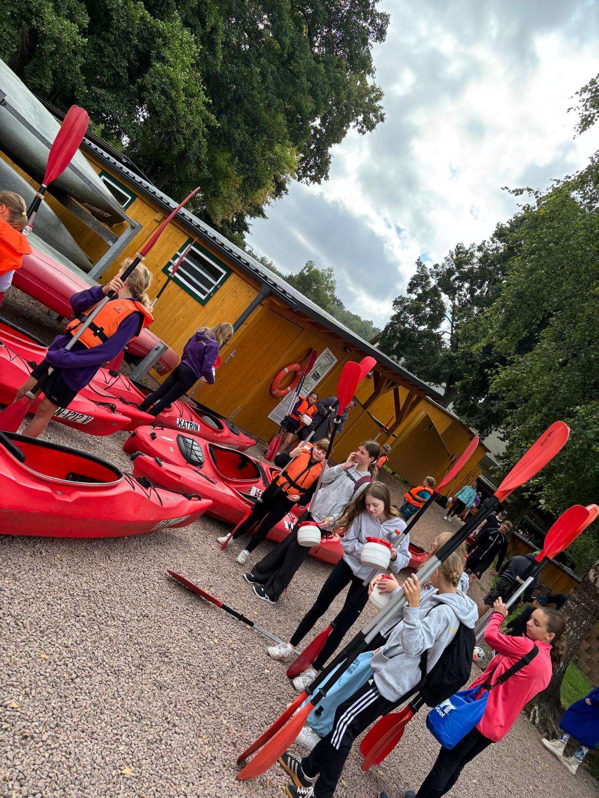 WhatsApp Image 2025-10-20 at 12.15.06 (2)